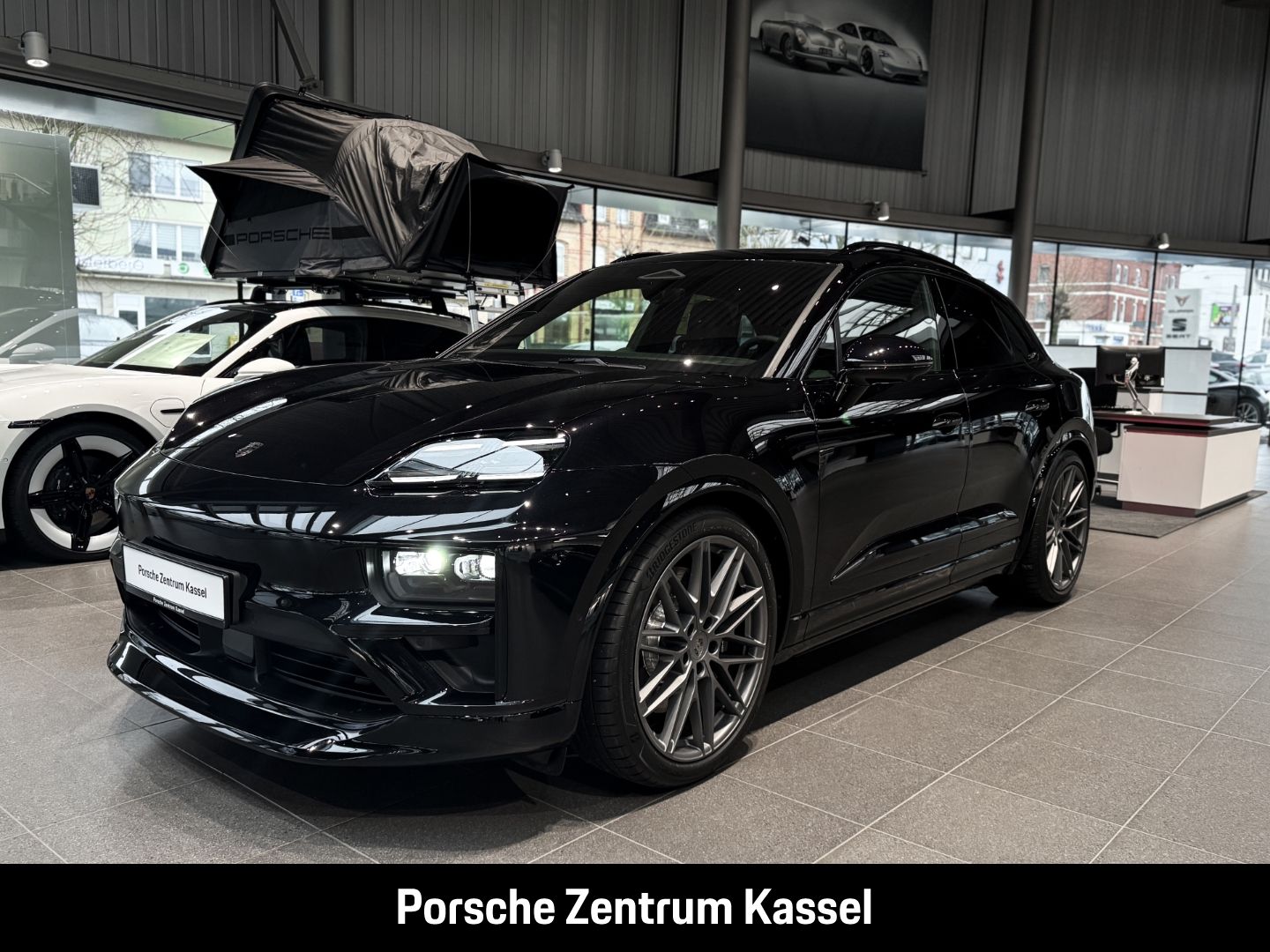 Porsche Macan Turbo Electric