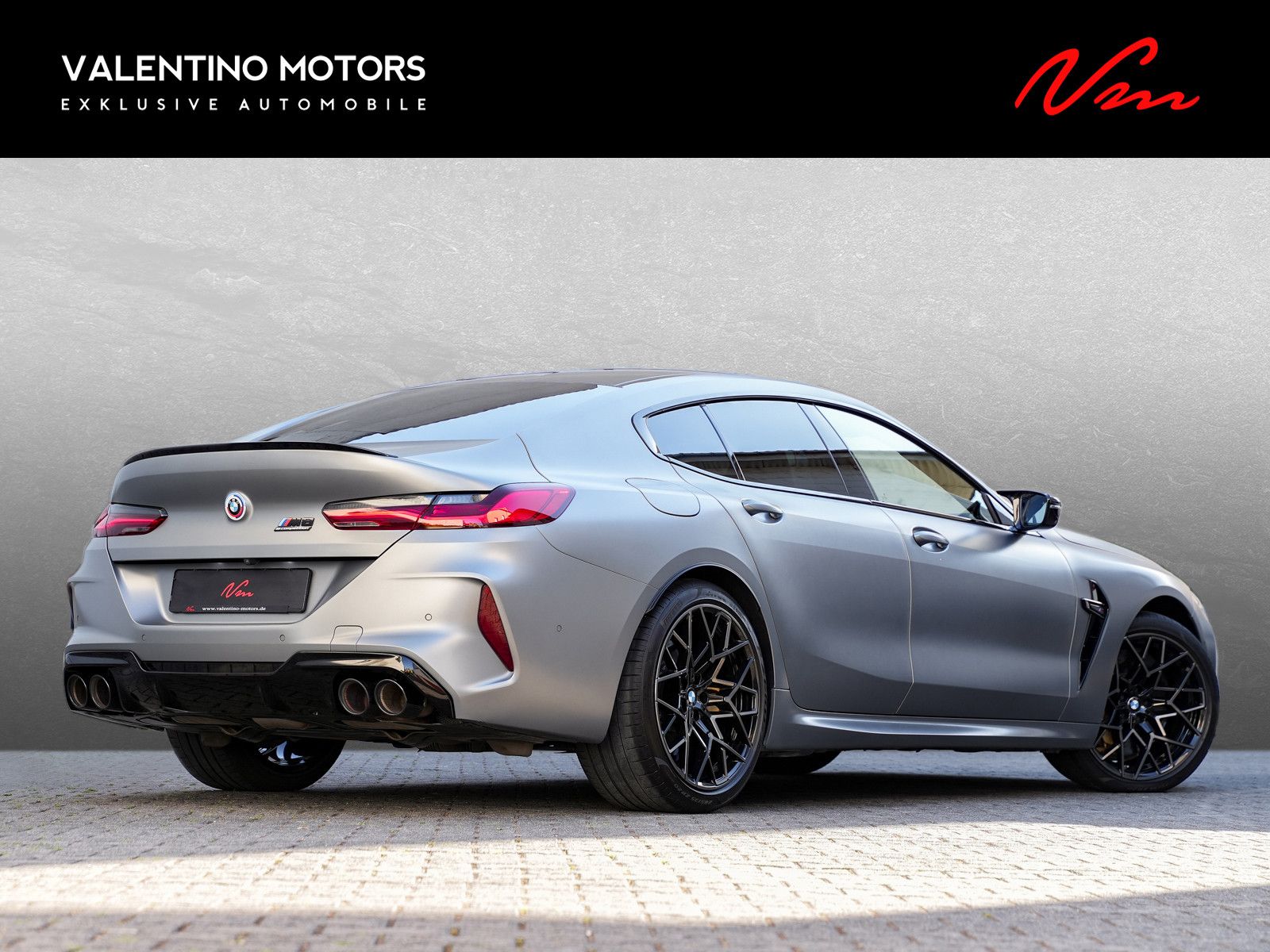 Fahrzeugabbildung BMW M8 Competition Gran Coupe - Keramik|Matt|B&W|DAP