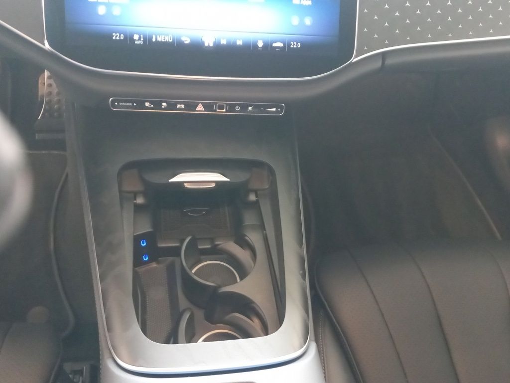 Fahrzeugabbildung Mercedes-Benz E 300 de 4M T Aut. Airmatic*AHK*Distronic*Burmes