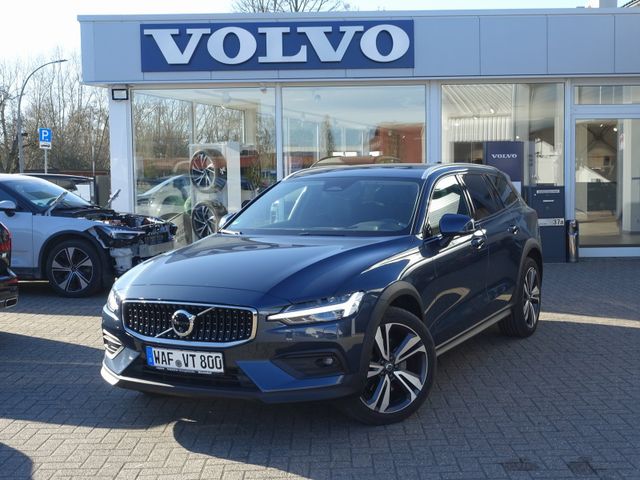 Volvo V60 B4 Cross Country Plus AWD/Pano/H&K/360°