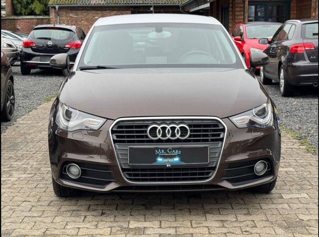 Audi A1 Sportback ambition mit Navi,Xenon aus 1 Hand