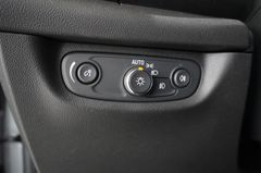 Fahrzeugabbildung Opel Insignia B ST 2.0T ELEGANCE NAVI/LED/VIRT/SH/DAB