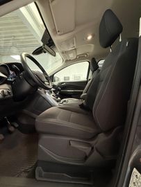 Ford Kuga - 9