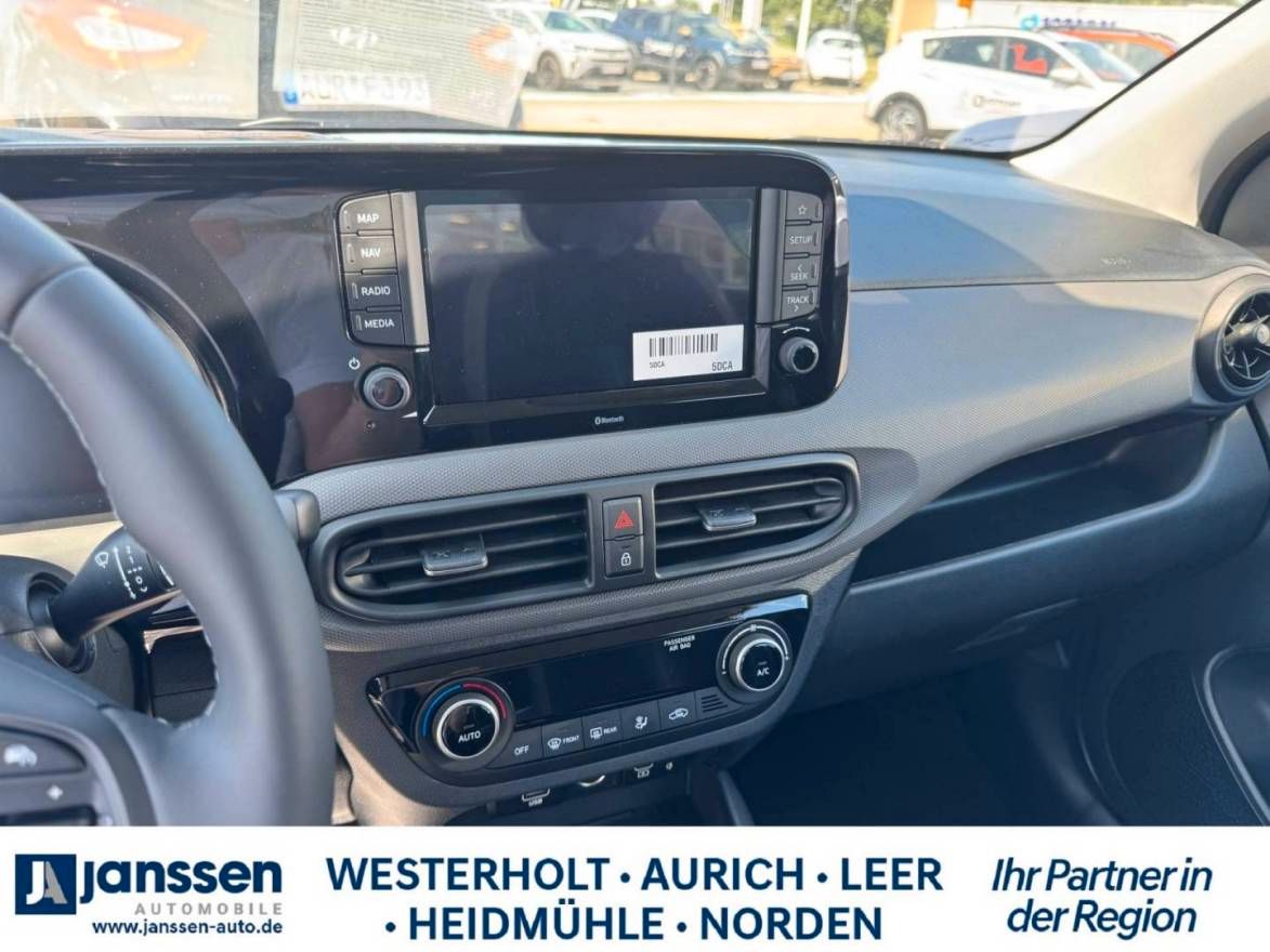 Fahrzeugabbildung Hyundai i10 Trend/ PDC hinten/Rückfahrkamera/Navi/Sitzhe