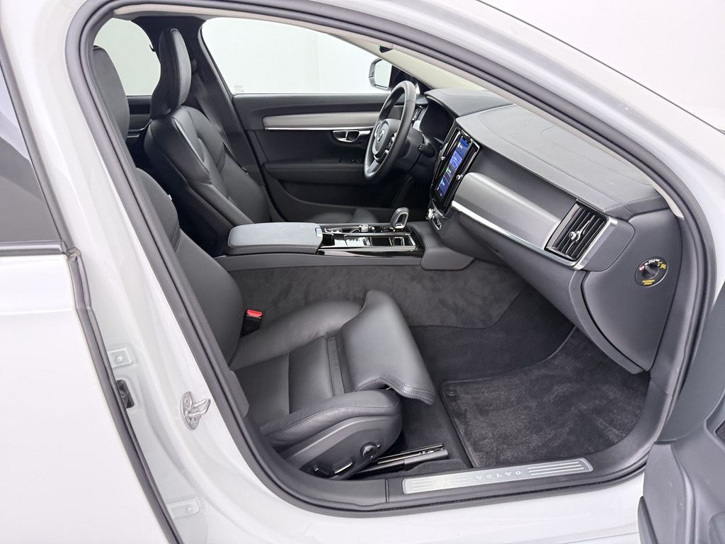 Volvo V90 T6 AWD Plus Dark Recharge Plug-In Hybrid *36 foto 25