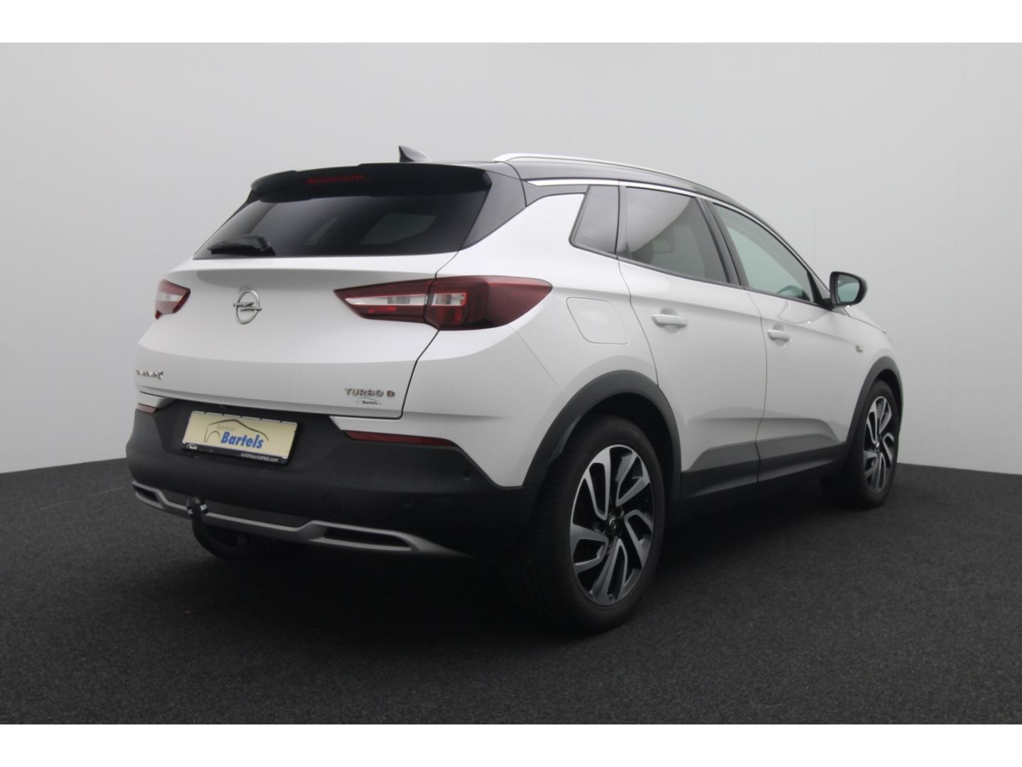 Fahrzeugabbildung Opel Grandland X 2.0 Ultimate Memory AHK ACC 360 Kame