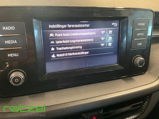 Fahrzeugabbildung SKODA Fabia Active 1.0 LED Sperrdiff. DAB Spurhalteass