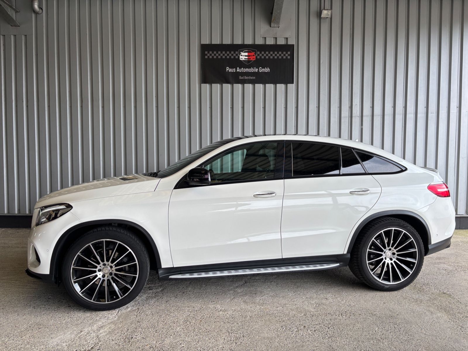 MERCEDES-BENZ GLE 350 d 4Matic Coupe AMG-Line Panorama