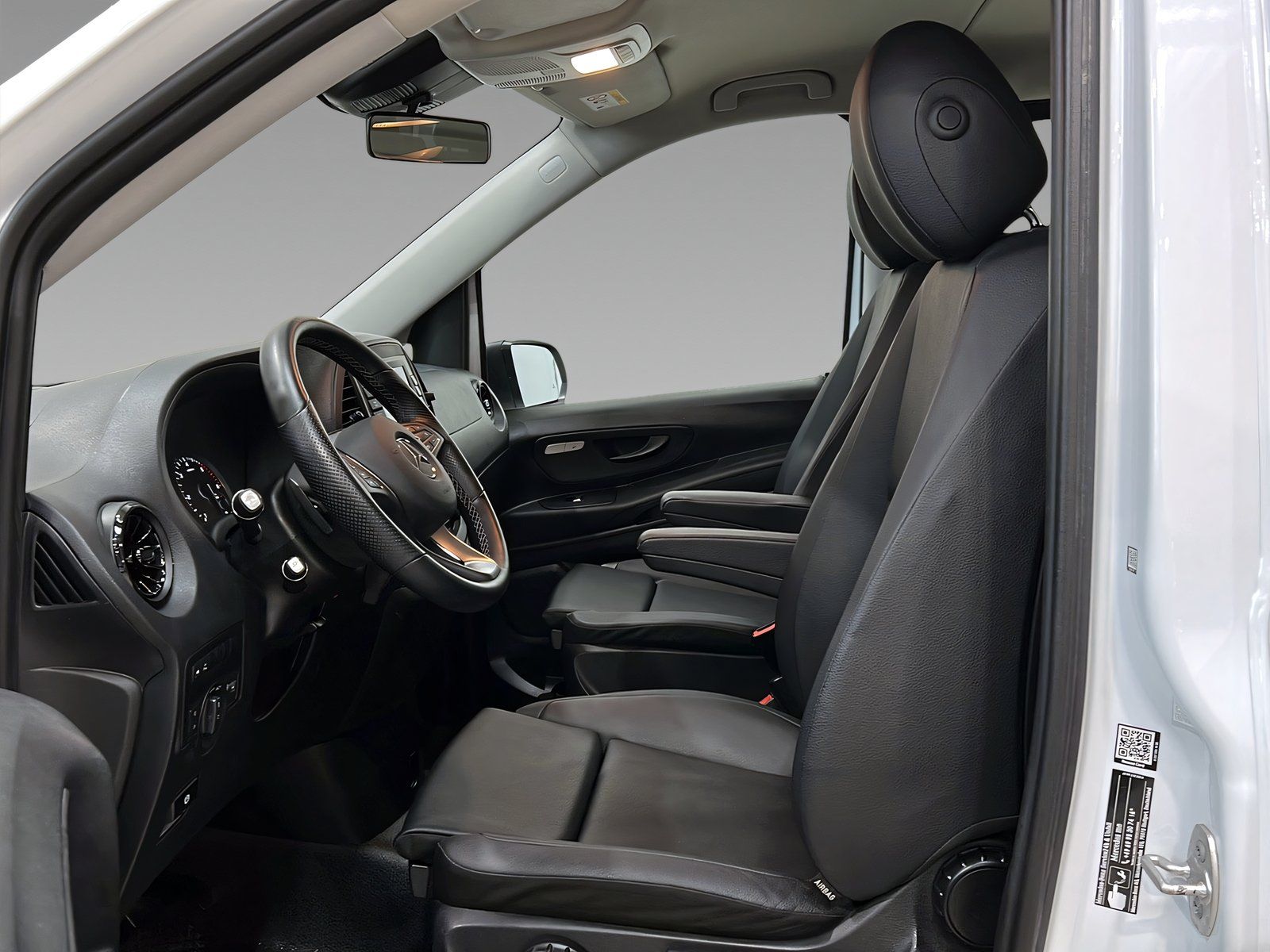 Mercedes-Benz Vito 114 CDI Tourer PRO Extralang Kamer TotW DAB foto 9