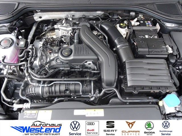 Fahrzeugabbildung Volkswagen Golf Variant R-Line 1.5l eTSI 110kW DSG AHK LED