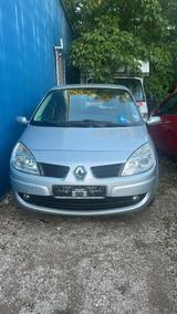 Renault Scenic II Avantage - Renault Scenic: Avantage