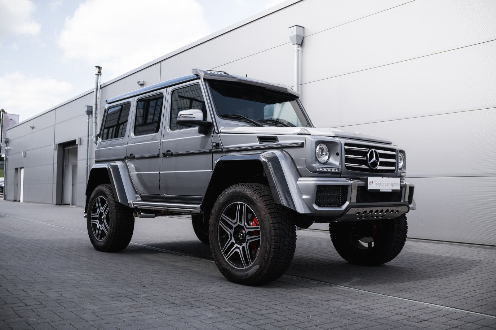 Fahrzeugabbildung Mercedes-Benz G 500 Modell Station  4x4²-Standheizung-ESP-SSD