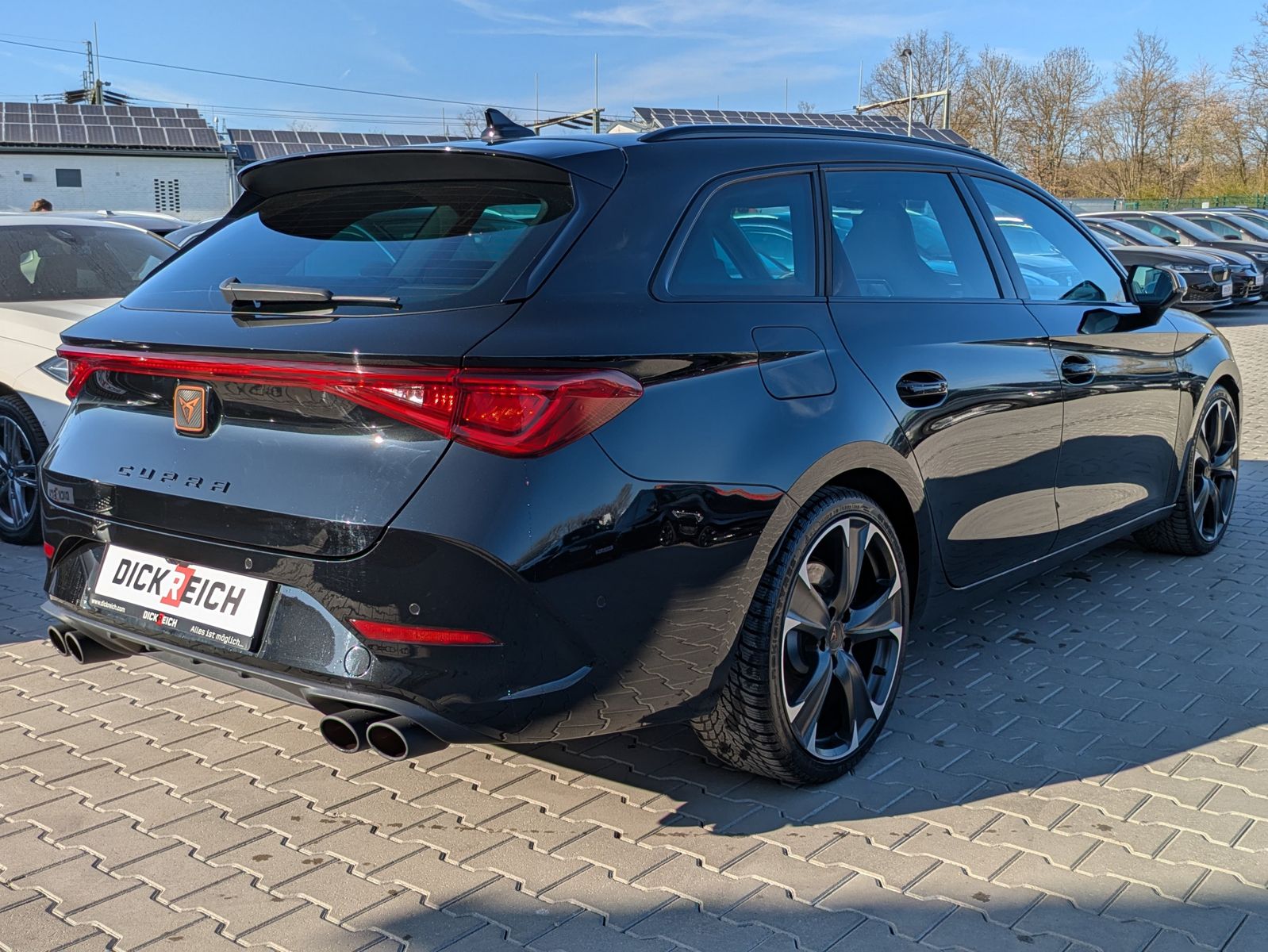 Fahrzeugabbildung CUPRA Leon VZ 2.0TSI 4Drive ACC*PANO*MATRIX*DCC*LM19"
