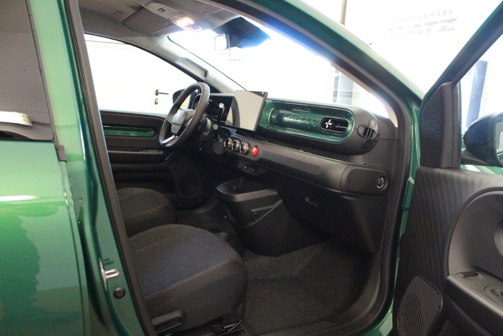 Fahrzeugabbildung Renault Twingo E-Tech 80 Urban Range *Vollausstattung*