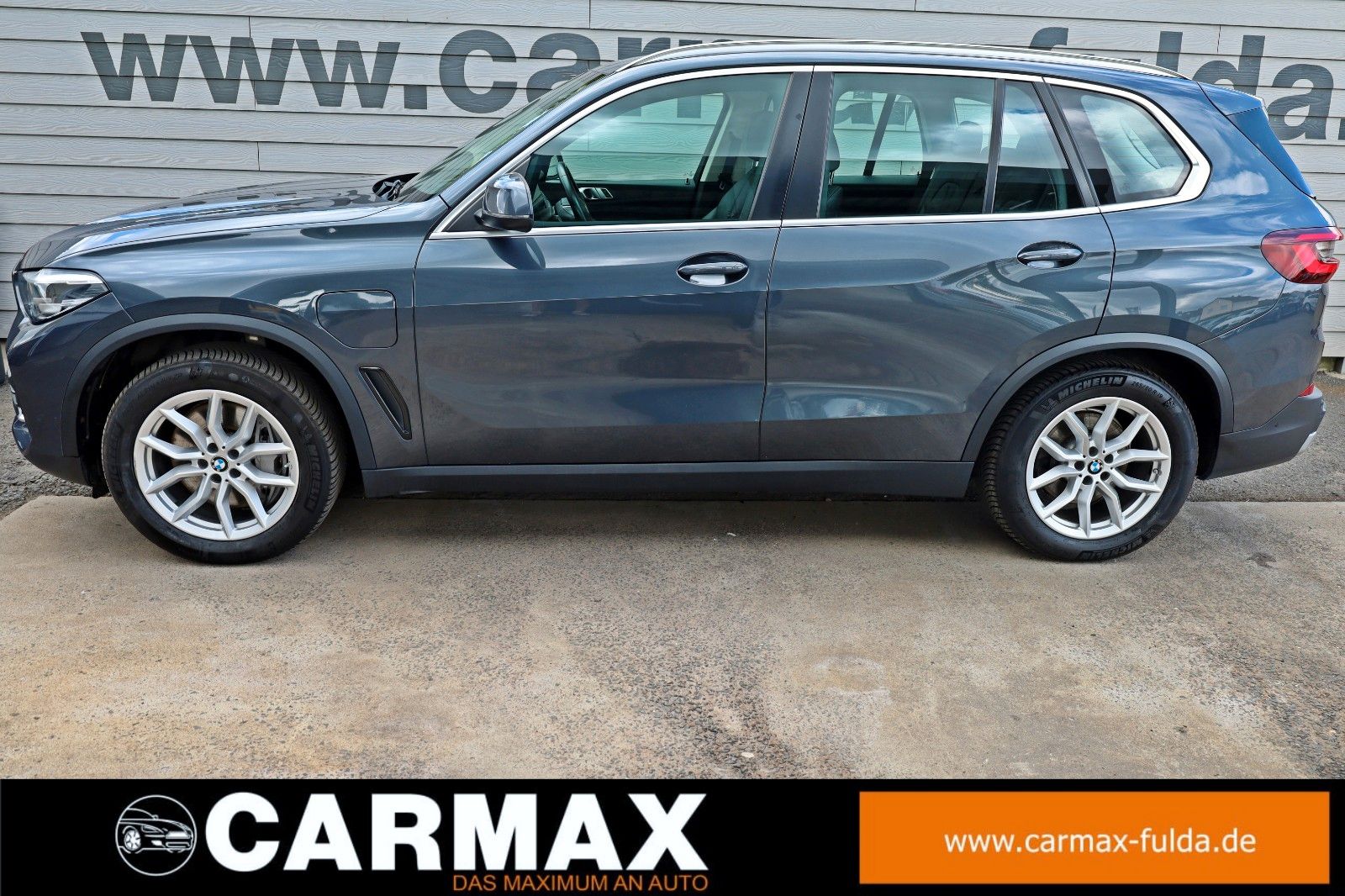 Fahrzeugabbildung BMW X5 xDrive 45e Leder,Navi,LED,SH,Panorama,Parkass
