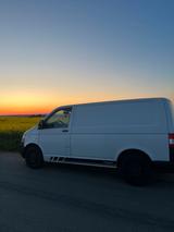 Volkswagen T5 Transporter 2.0 TDI Camper Ausbauu - Volkswagen T5 Transporter in Lübeck