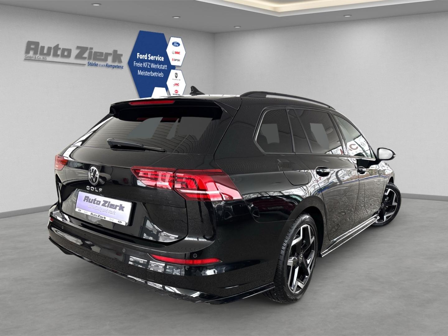 Volkswagen Golf VIII Variant 1.5 eTSI DSG R-Line ACC RFK LE, миниатюра 4
