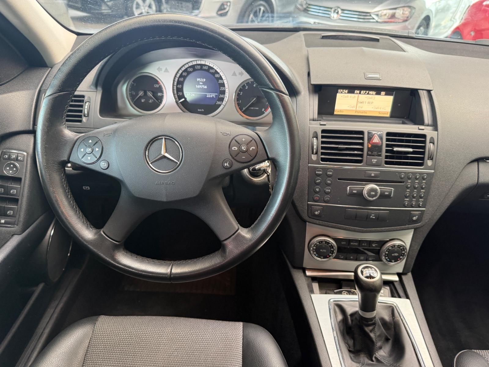 Mercedes-Benz C180 2008 — photo 10