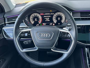 Audi A8 - 12