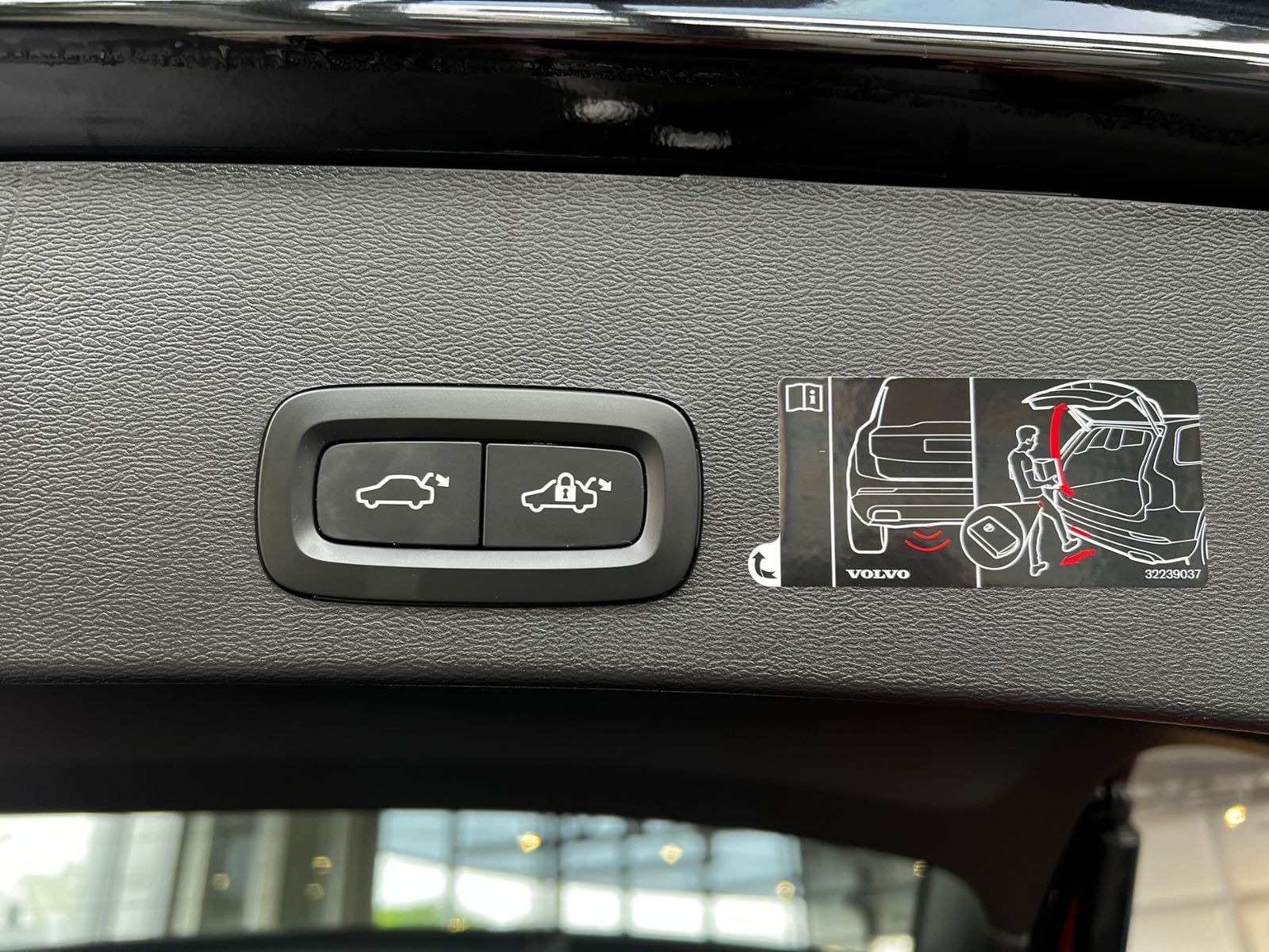 Fahrzeugabbildung Volvo XC40 Inscription LEDER NAVI PANO AHK 360°