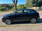 Audi Q3 2.0 TFSI quattro AHK SHZ 17 Zoll GR 1.Hand - Audi Q3 bis 10.000 Euro