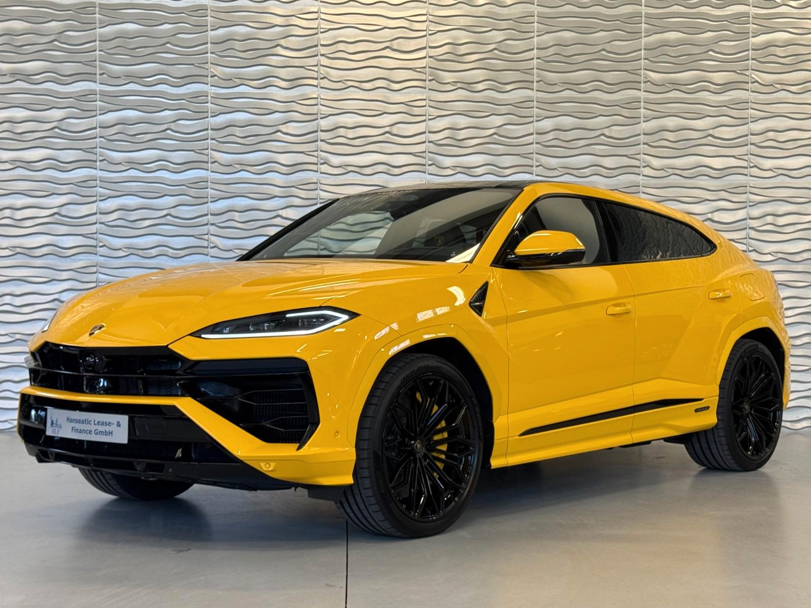 Lamborghini URUS SE 4.0 V8*FULL*PANO*B&O*PROD 2026