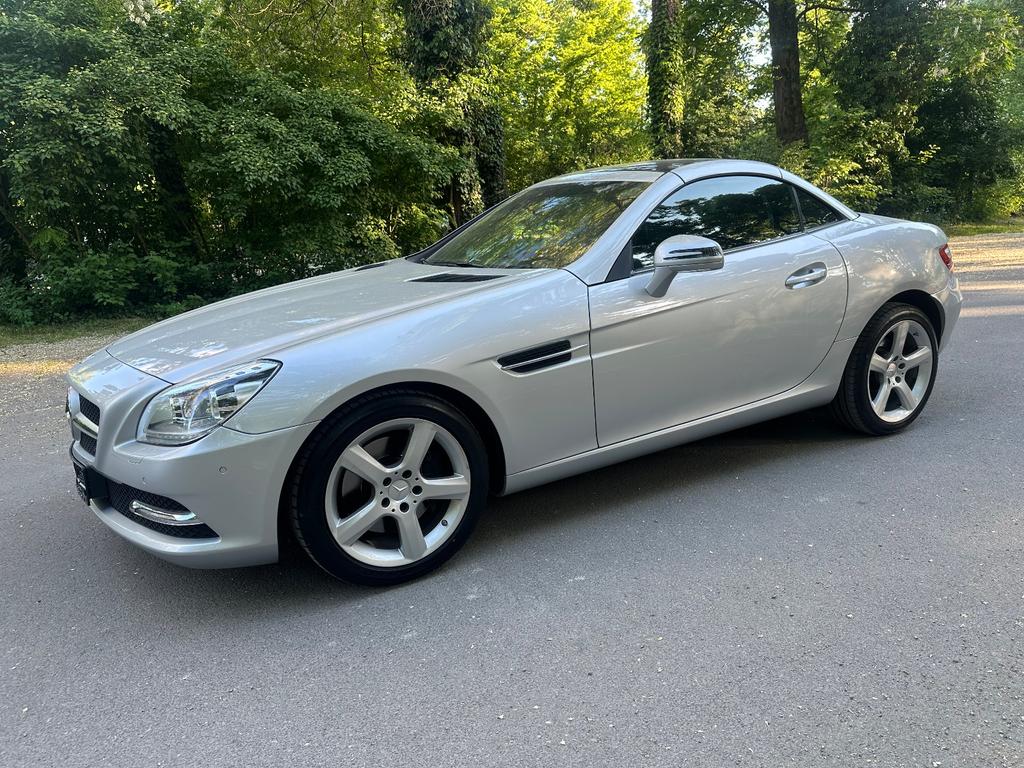 Mercedes-Benz SLK 300