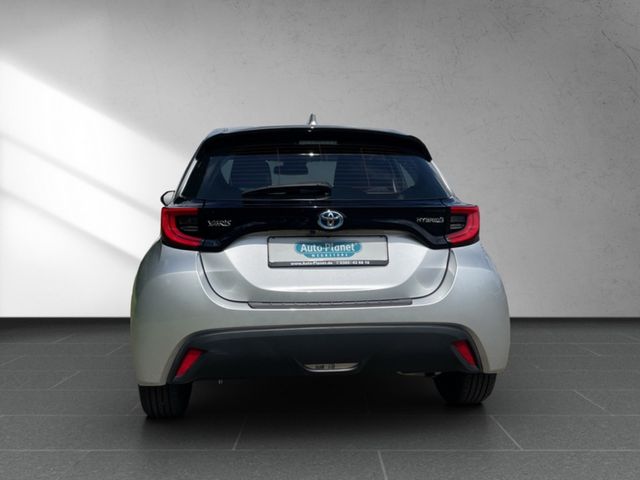 Toyota Yaris 1.5 Hybrid Team D *CAM*LED*SHZ*ACC ALU