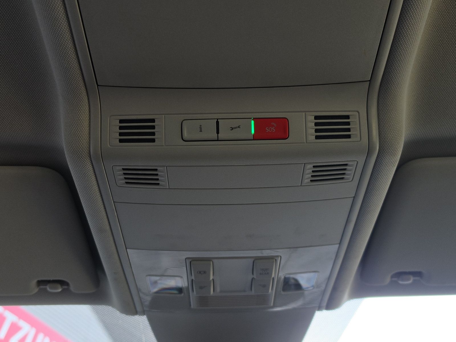 Fahrzeugabbildung Volkswagen Touran Highline BMT/Start-Stop AUTOMATIK 1.Hand