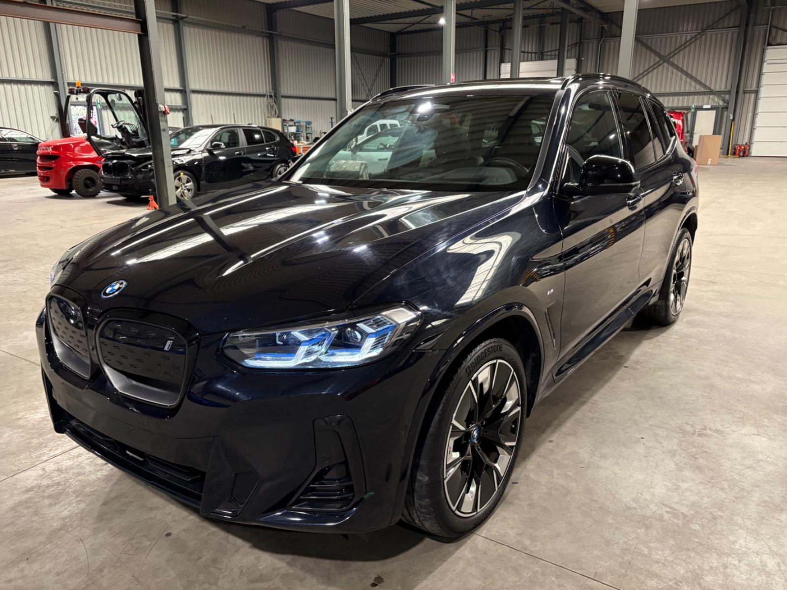 BMW iX3 M-PAKET SHADOW LINE GLANZ PAKET