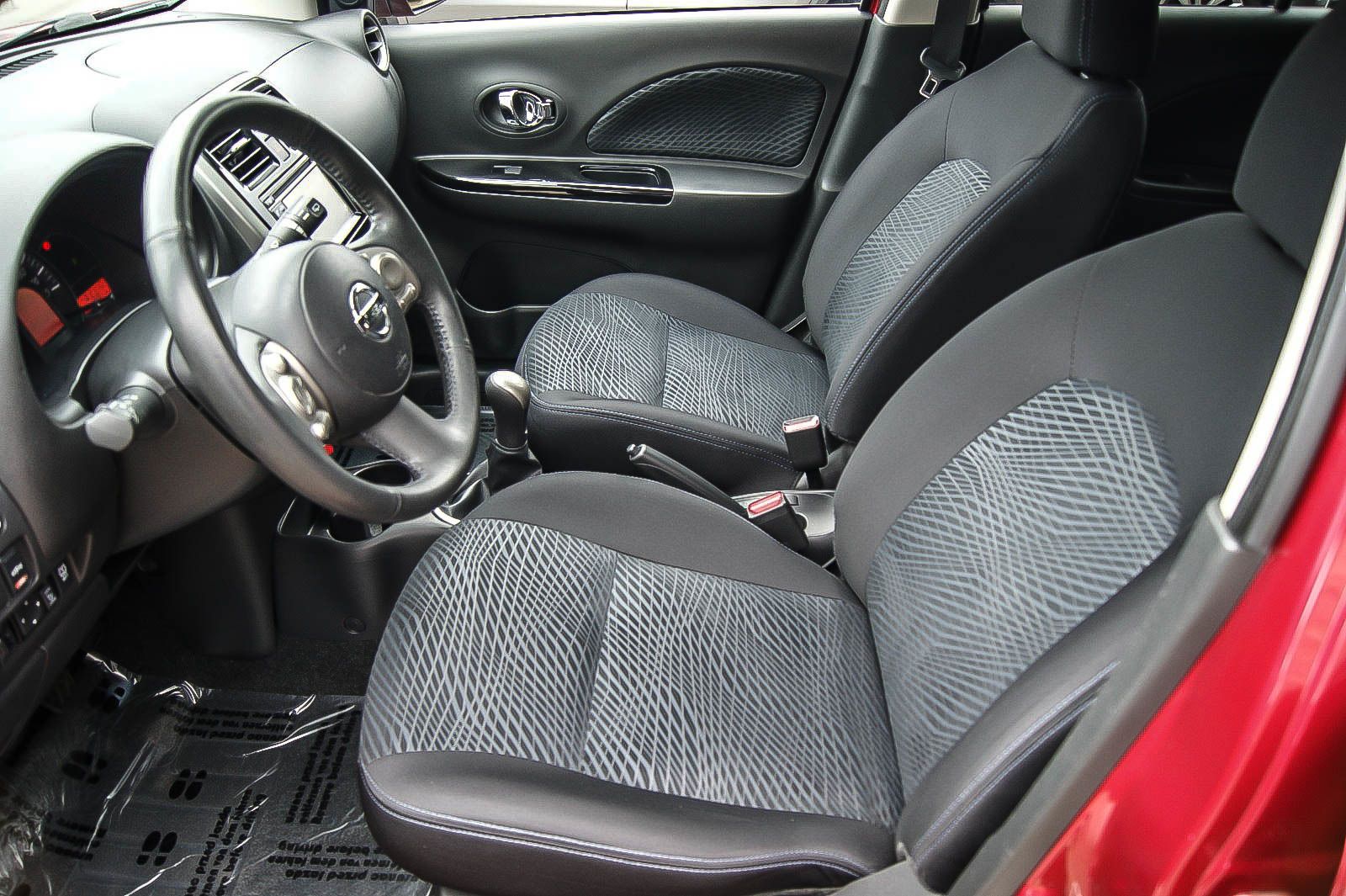 Fahrzeugabbildung Nissan Micra K13 N-Tec 1.2i NAVI SIHZG PDC TEMPOMAT BLT
