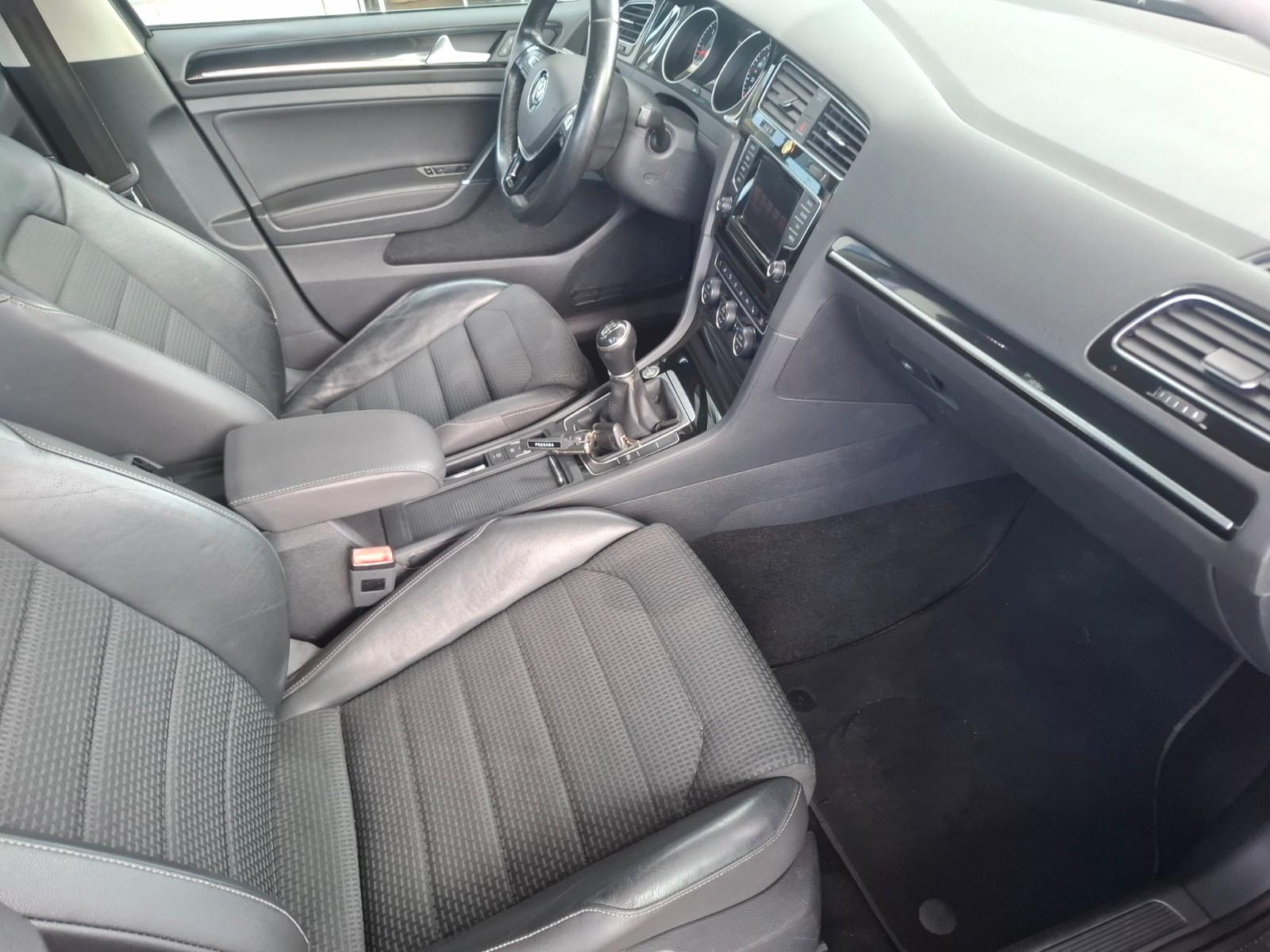 Volkswagen Golf 2013 — photo 11
