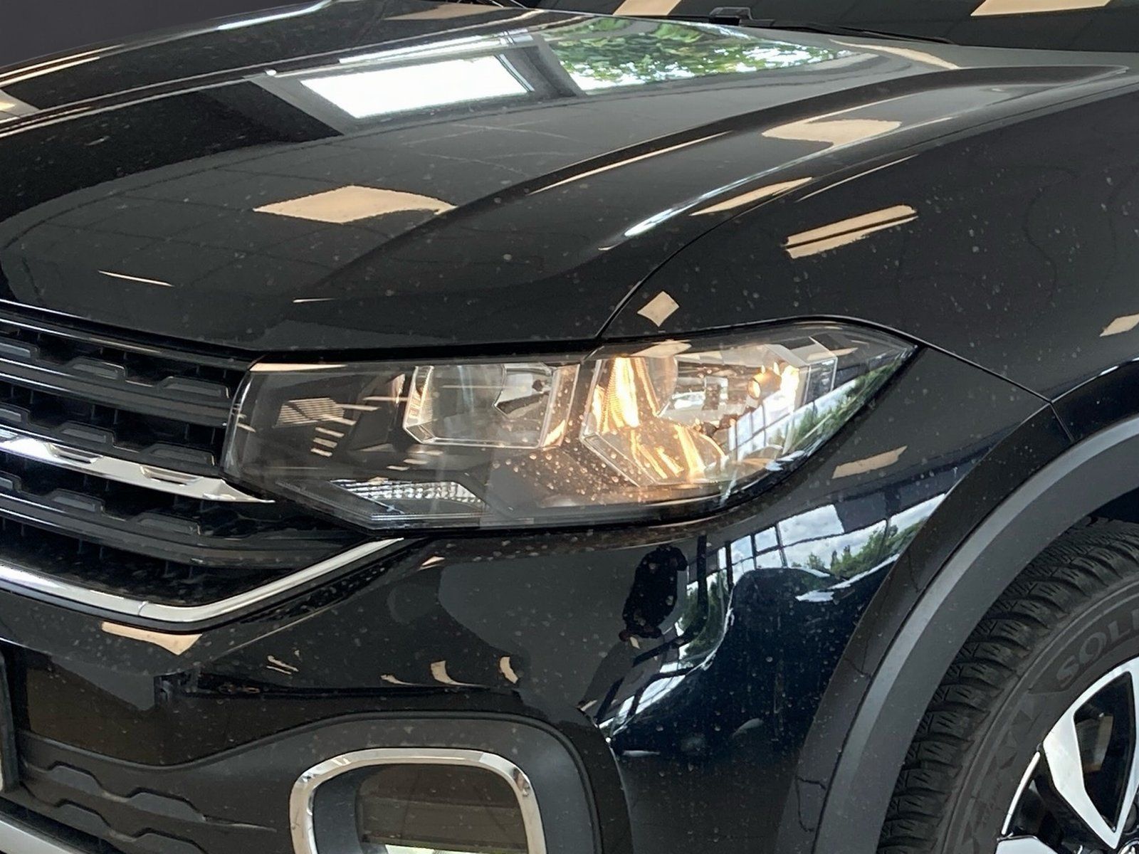 Fahrzeugabbildung Volkswagen T-Cross 1.0 TSI Active*Navi*PDC*DSG*Sitzheizung