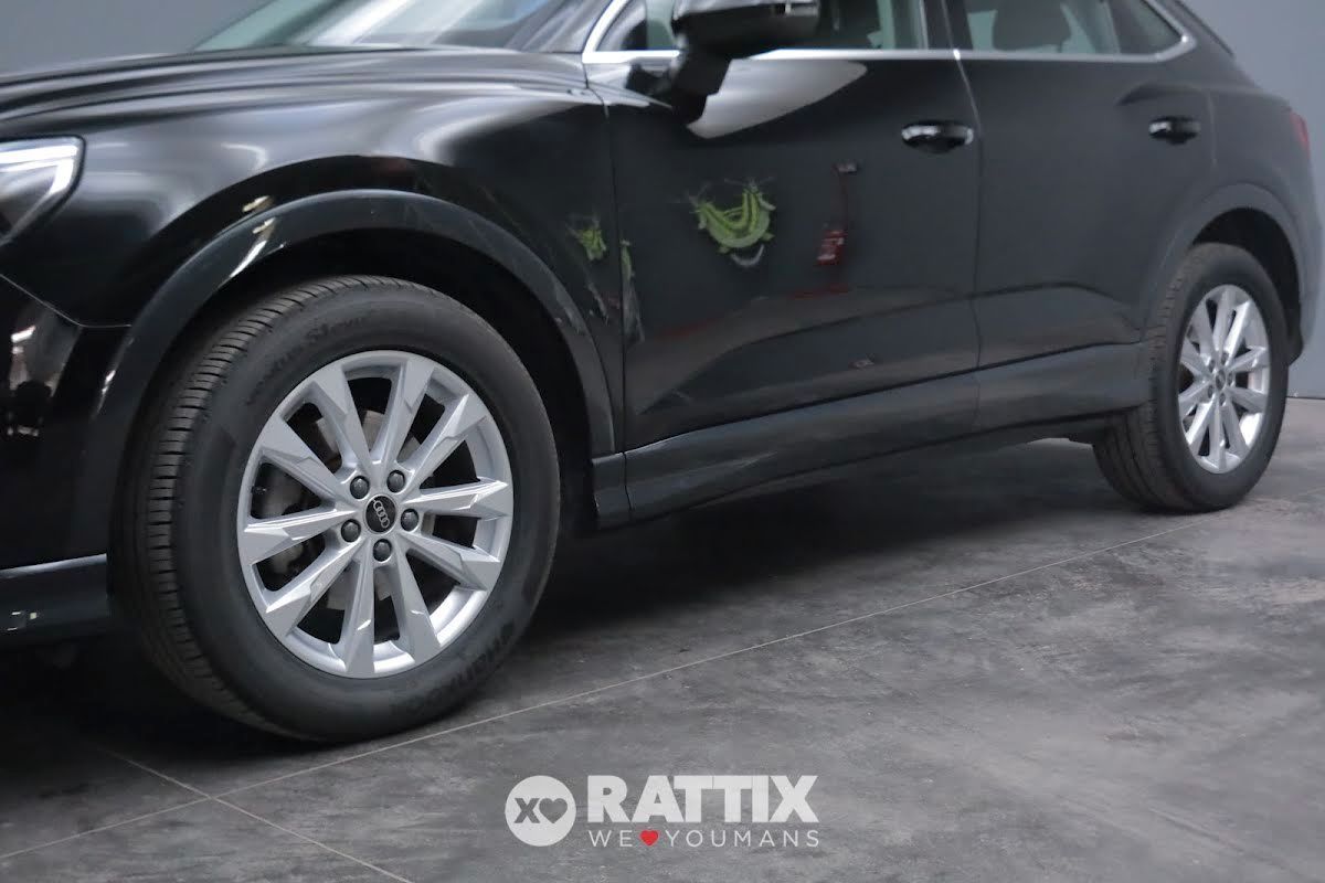 Audi Q3 Sportback 35 2.0 tdi 150CV Business Plus foto 4