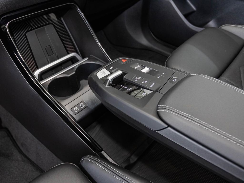 BMW 218 - Bild 11