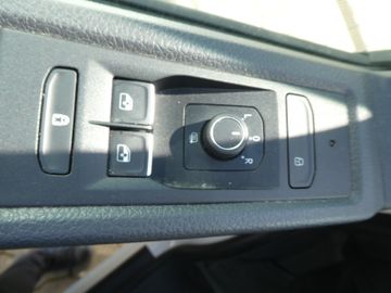 Volkswagen T6 Multivan - 12