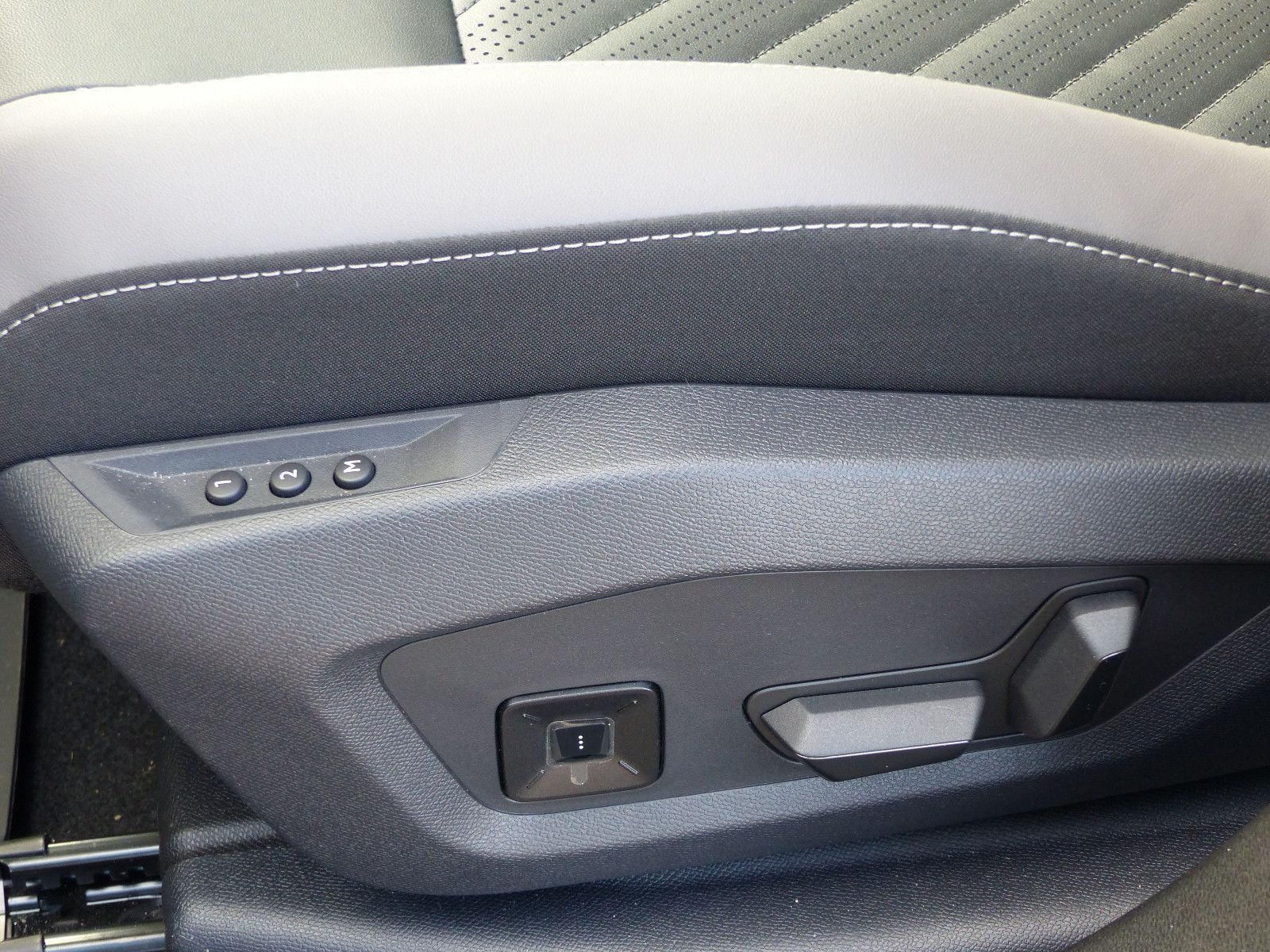 Jeep Compass - Bild 15