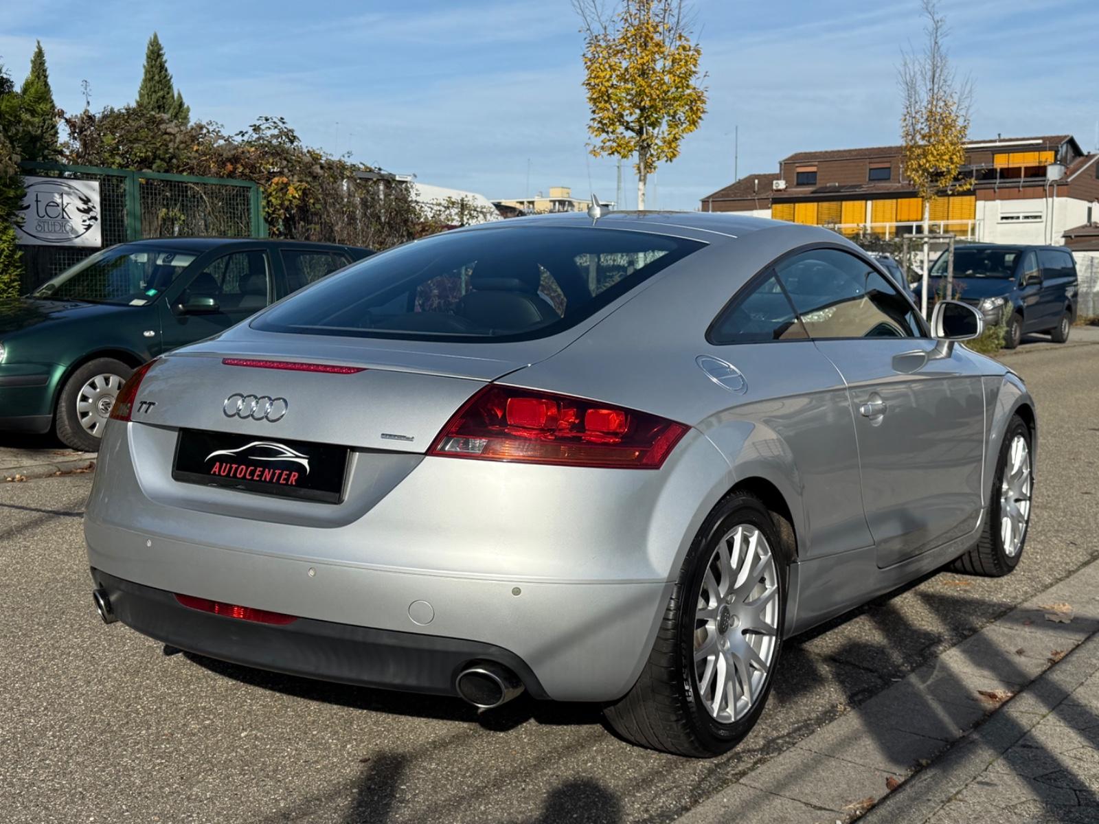 Audi TT Coupé 3.2 V6 250ch - 2ème main - Entretien Audi - Alcantara - Xénon