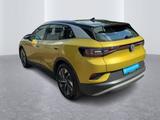 Volkswagen ID.4 Pro Performance Life Navi Sitzhzg LED - mit Elektro-Antrieb: Gelb