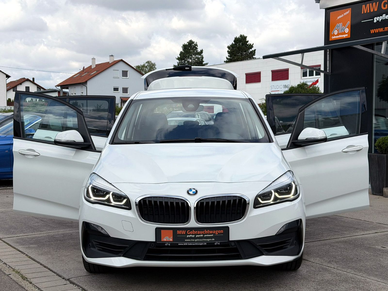 Fahrzeugabbildung BMW 220i Gran Tourer Steptr. Advantage ACC KAM AHK