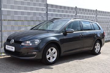 Volkswagen Golf - 8