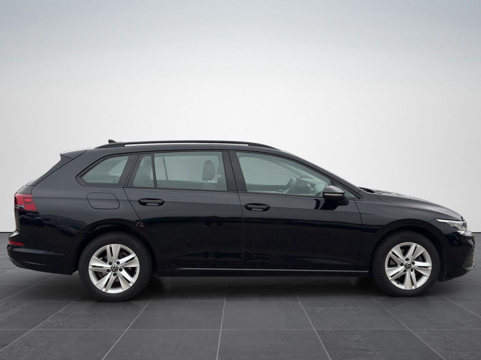 Volkswagen Golf VIII Variant Automatik AHK Navi Amb. Light, миниатюра 6