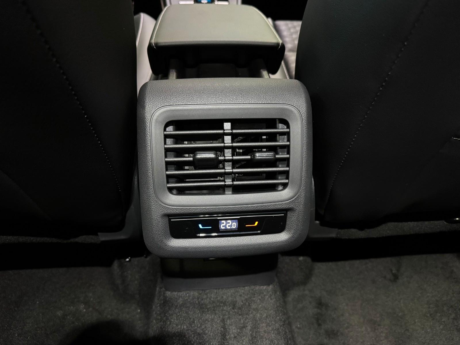 Volkswagen T-Roc 1.5 neues Modell R-Line AHK*elek Kofferr., миниатюра 23
