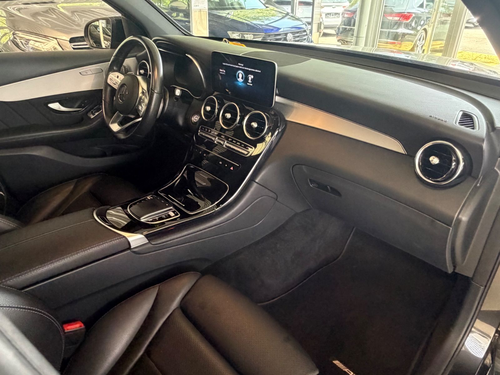Fahrzeugabbildung Mercedes-Benz GLC 400 d Coupe 4 Matic AMG LINE * DIGITALTACHO