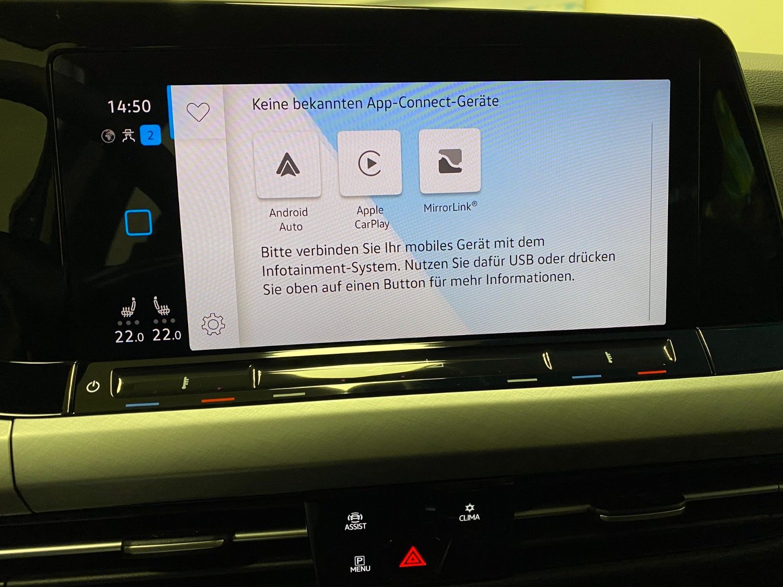 Fahrzeugabbildung Volkswagen Golf 1.0 TSI Life+GARANTIE BIS 2026+LED+PDC+ACC+