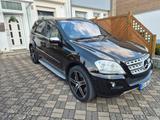 Mercedes-Benz ML 500 4MATIC - - Mercedes-Benz ML-Klasse mit LPG-Antrieb