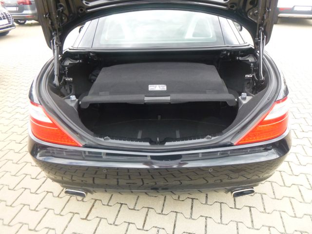 Fahrzeugabbildung Mercedes-Benz SLK 250 >LEDER, Automatik<