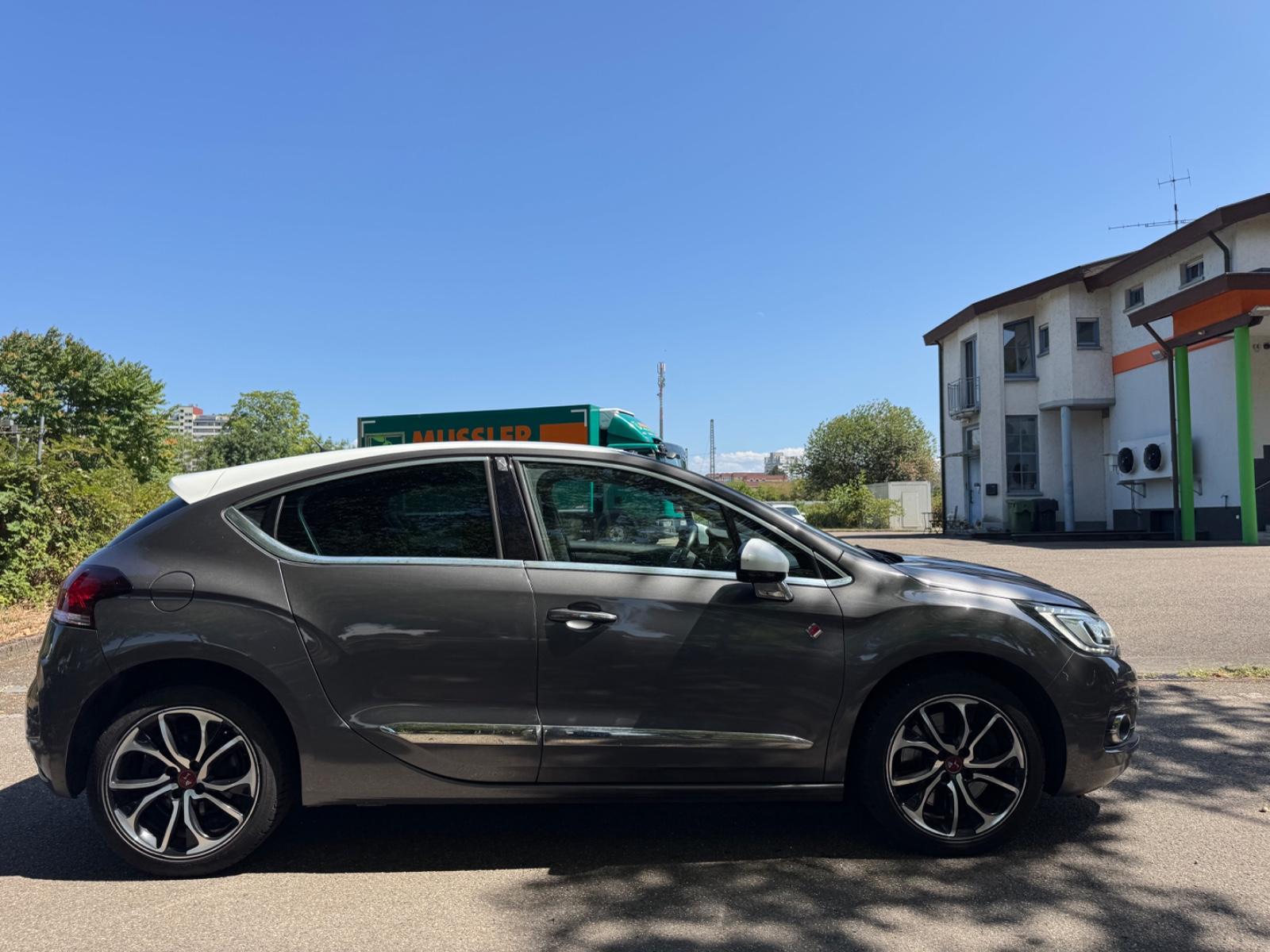 DS Automobiles DS4 DS 4 Performance Line