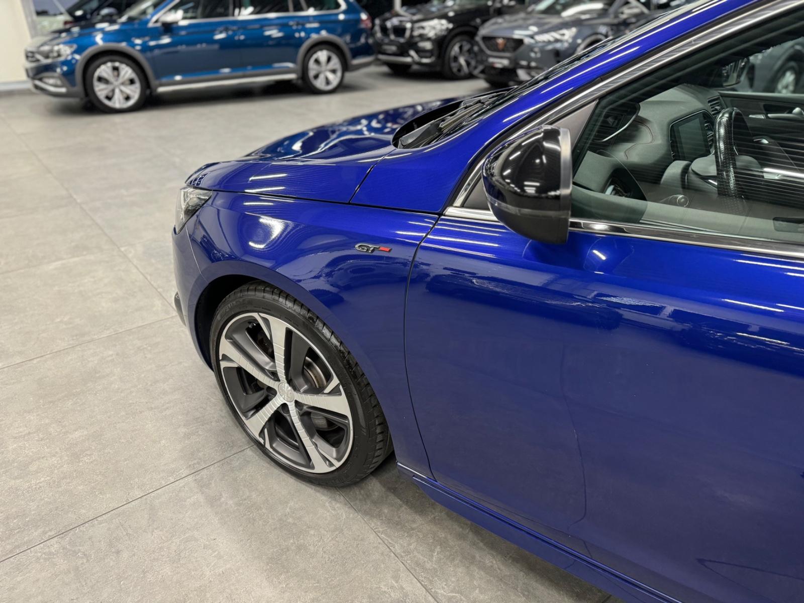 Peugeot 308 SW GT Navi SHZ Massage Pano LED AHK