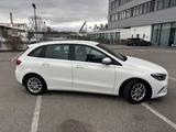 Mercedes-Benz B 180 d DCT -Autom.Leder.Assistentsy.Inspekt.neu - Mercedes-Benz B 180: Von Privat